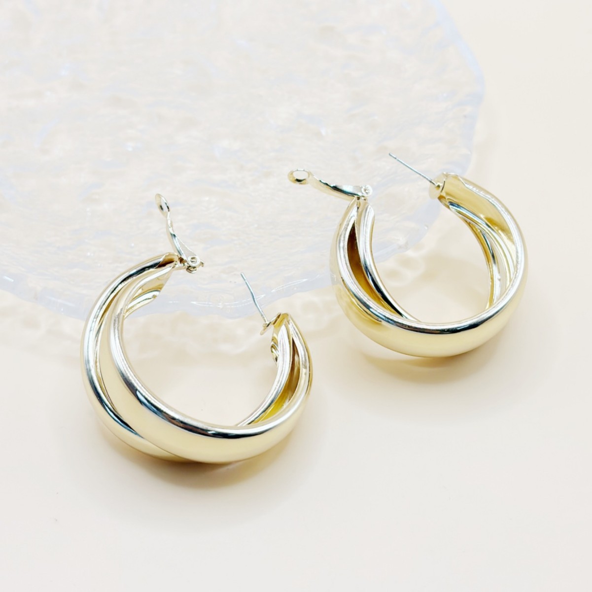 fashionable retro geometric brand earrings