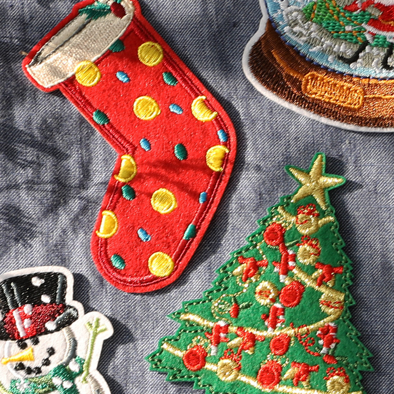 コンピュータ刺繍マーククリスマススパンコール雪だるまダウンジャケット補修破れ穴パッチ装飾デカール刺繍布パッチ|undefined