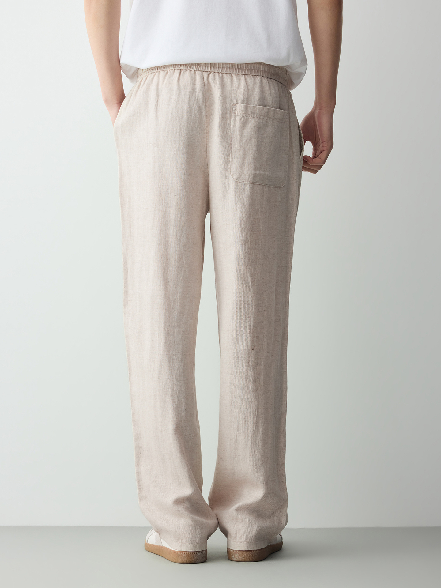 Quần kaki nam công sở chất liệu linen phối sợi Lyocell — đen