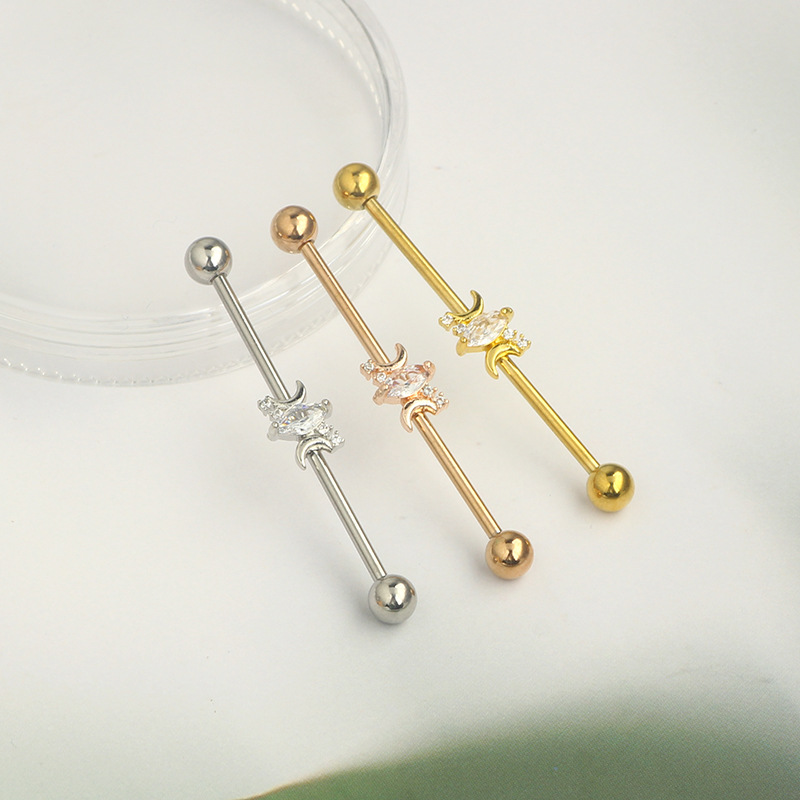 Silver pointed spike labret stud material detail