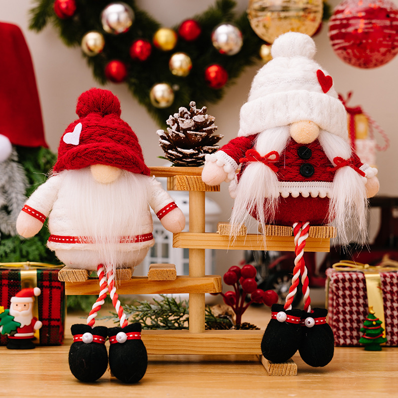 knitted Christmas doll