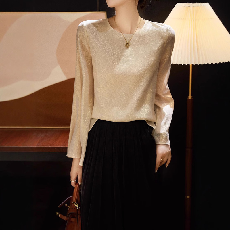high quality! Weak Sleeve Heavy European Shirt Women's Spring New High-grade Round Neck Gold Shirt Loose Top