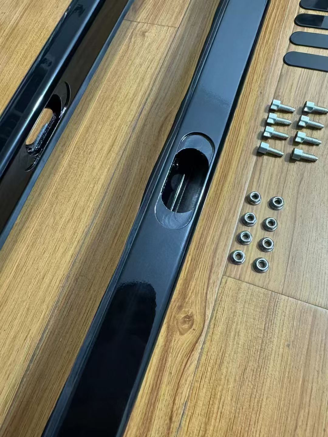Suitable for BYD Yuan UP luggage rack, roof rack, aluminum alloy travel rack, Yuan PLUS modification decoration, no drilling required