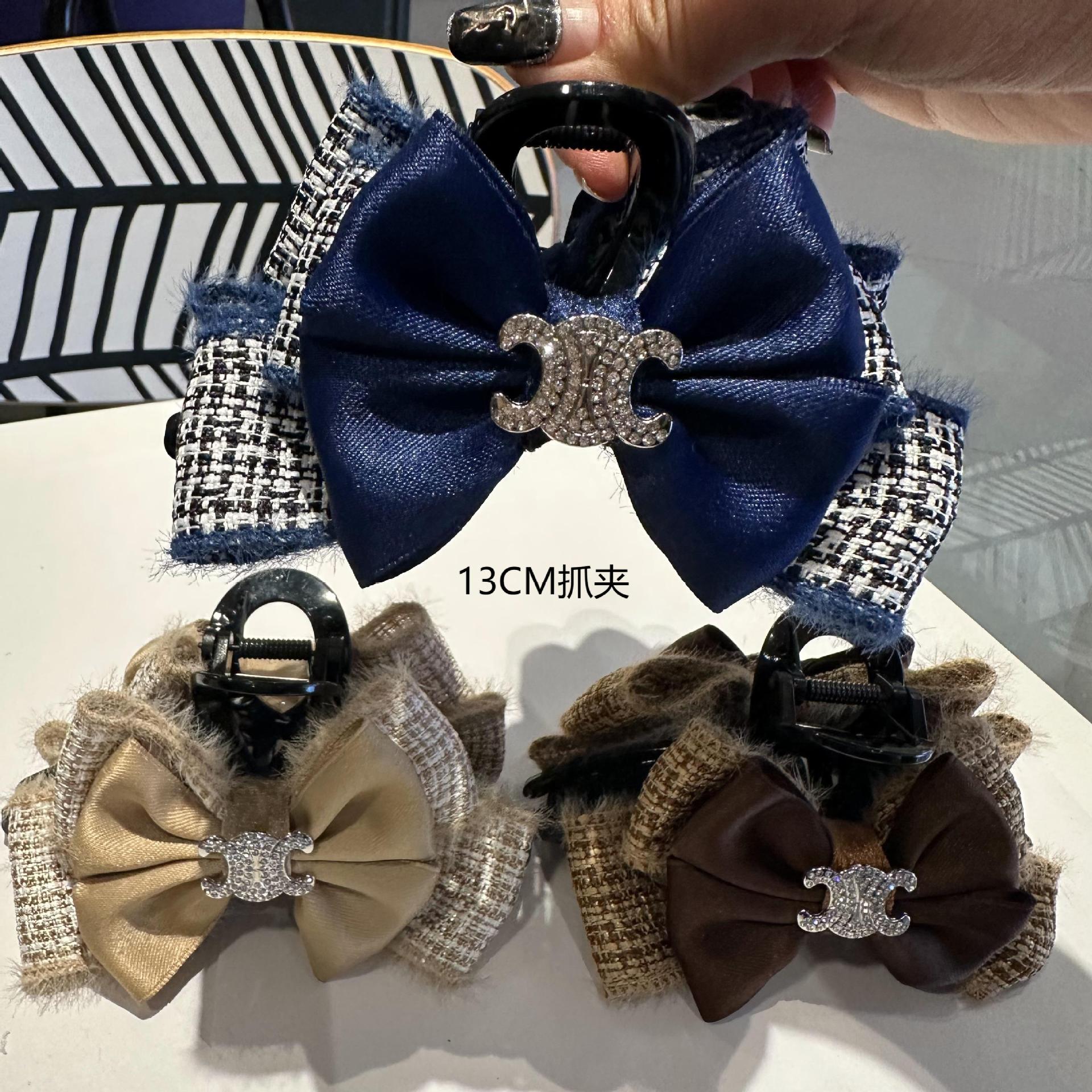 新款法式高級感格子布藝大抓夾毛絨蝴蝶結小香風韓國甜美氣質頭飾