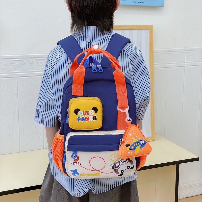 Nuevas mochilas de jardín de infantes para niños y niñas mochilas de moda caricatura lindas mochilas ligeras para niños comercio exterior transfronterizo