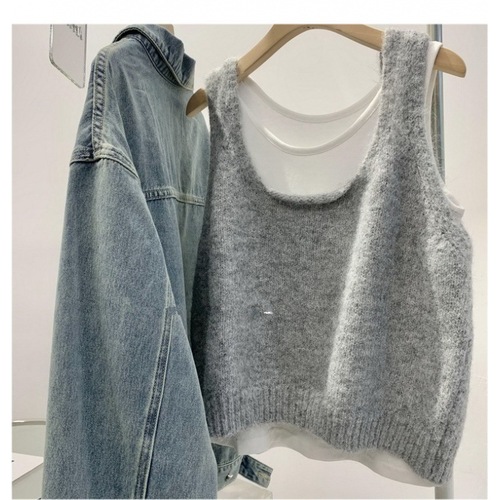 KANING Layered U-Neck Knit Vest Women 2025 Versatile Loose Lazy Sleeveless Knit Top Women's Cardigan