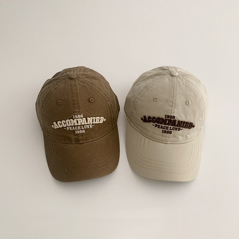 ins sombrero infantil de letras coreanas primavera y otoño sombrero de pato a prueba de viento sombrero de béisbol de viaje de bebés para hombres y mujeres