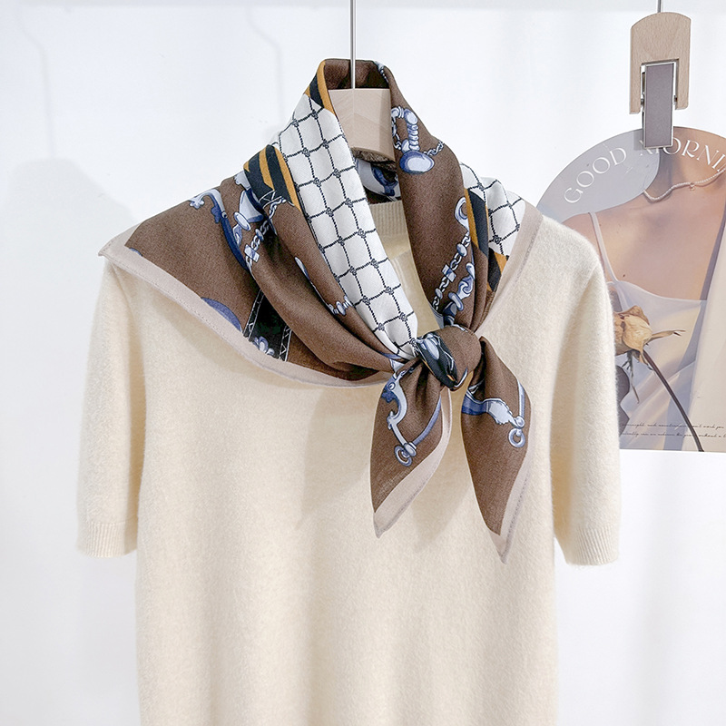 Herringbone toallas cuadradas primavera y otoño japonesa y coreana tendencia artística bufandas de seda delgadas mujeres profesionales temperamento bufandas