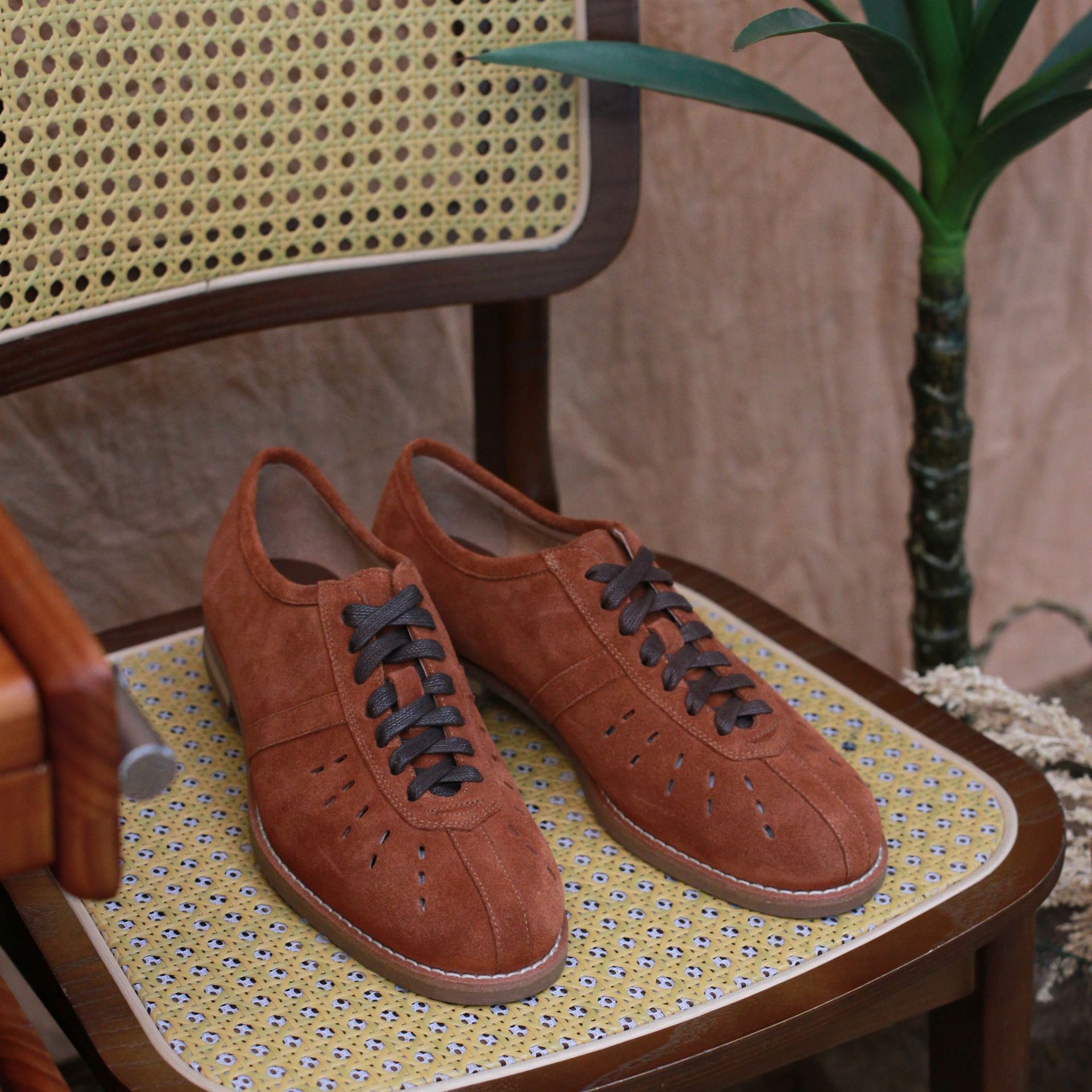 (2개) 영국 미국 최초의 레이어 가죽 조각 컬러 캐주얼 신발 편안한 보드 신발 세트 복고풍 볼링 신발 남성 신발