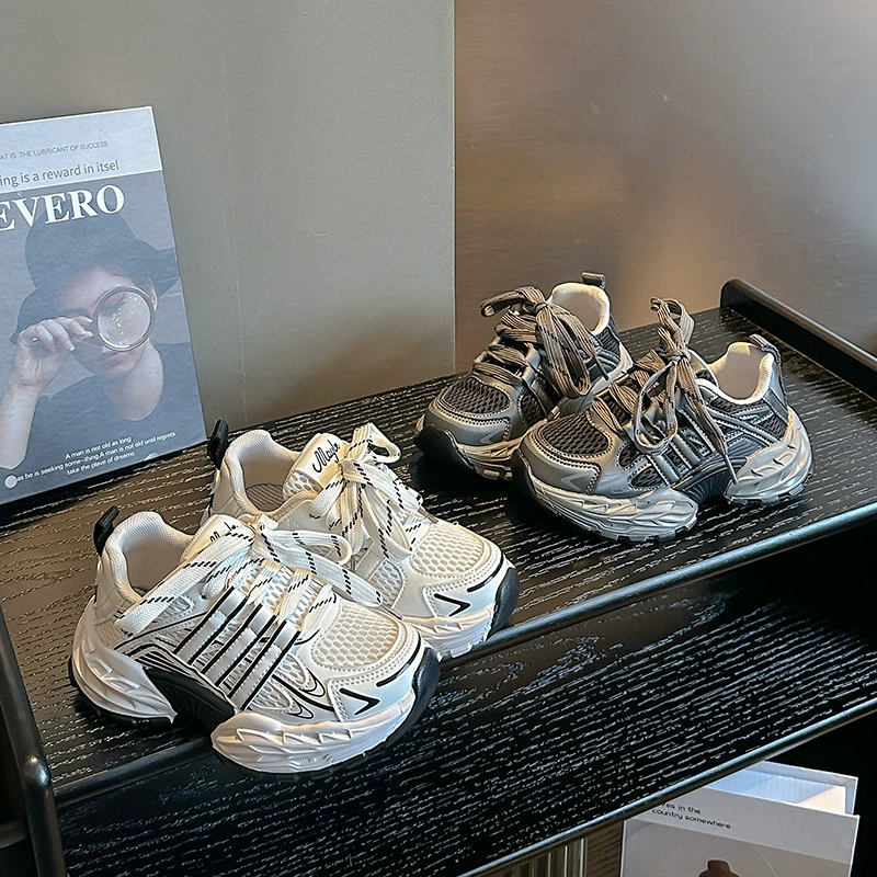 Спортивная обувь для девочек 2025 весна и осень новая детская легкая мягкая подошва