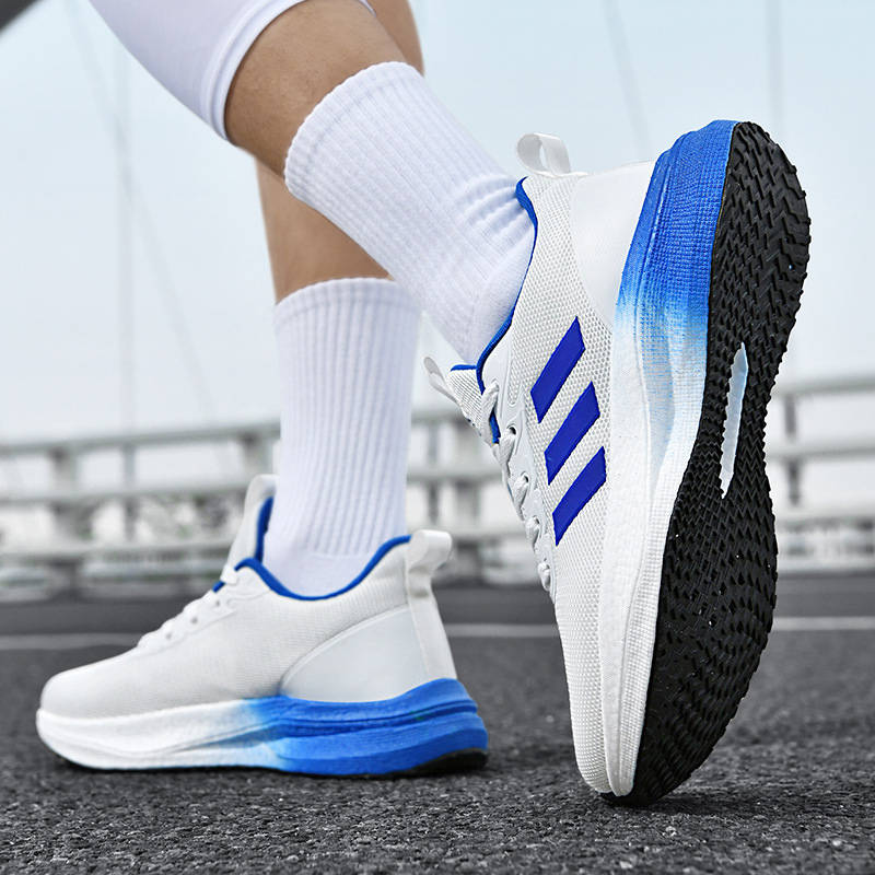 2025 nuevas zapatillas deportivas casuales de primavera y verano para parejas de moda al aire libre zapatillas de popcorn para hombres y mujeres