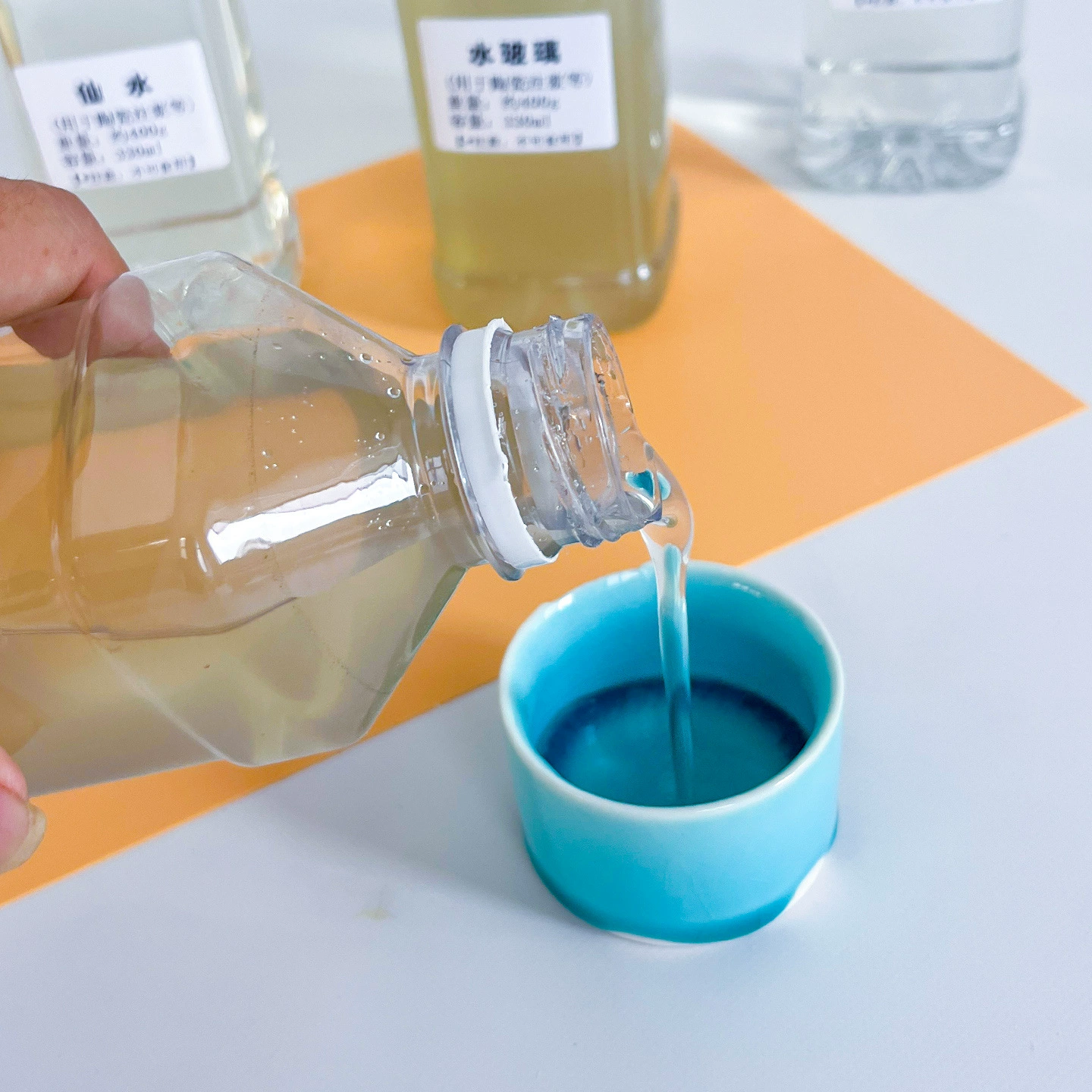 海奥华陶瓷工具碱性水玻璃碱性水玻璃以增强泥浆流动性混合泥浆用于灌浆