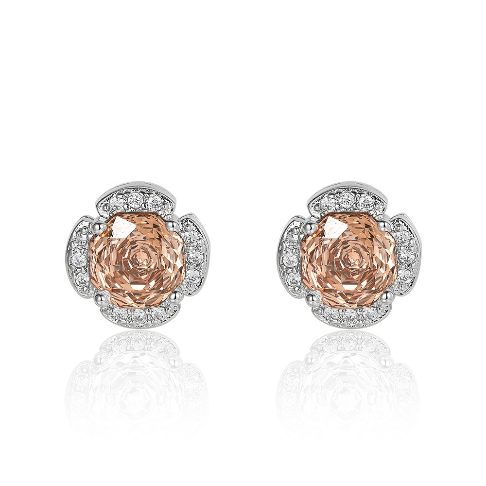 Amazon nuevo Seiko Rose Chepa Paracha collar de zircon pendientes anillo de tres piezas al por mayor