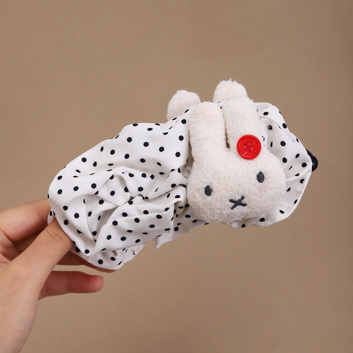 Elegante y encantador punto de onda grande tamaño Miffy conejo gran volumen de cabello más perfumado, cabello en la parte posterior de la cabeza, adornos de cabello de niña