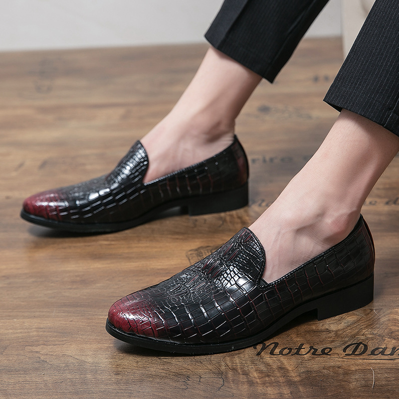 2025 cuatro estaciones zapatos de cuero para hombres de moda coreana zapatos versátiles para hombres zapatos casuales para jóvenes británicos zapatos rojos pequeños image 1
