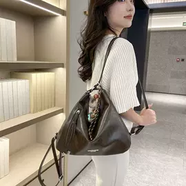 女士单肩包;女士斜挎包;托特包