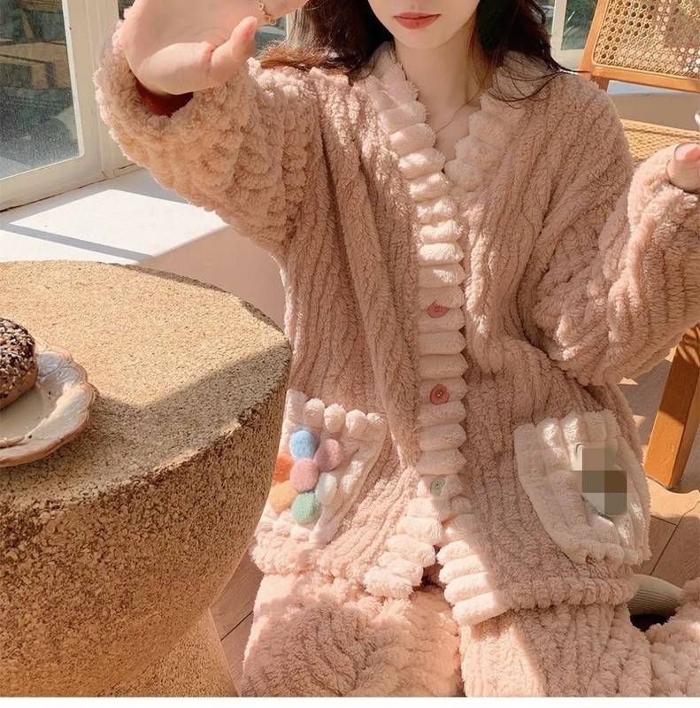 秋と冬の女性用コーラルベルベットパジャマ、厚みのあるアウターウェア、かわいいフランネルホーム服、ゆったりとしたロングファッションカーディガンセット|undefined