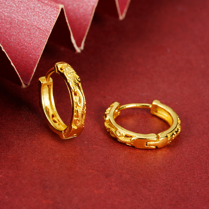 Gufa Sha dorado zodiaco dragón pendientes femeninos estilo chino retro fabricantes de pendientes directamente para Yiwu joyería popularidad en línea explosión