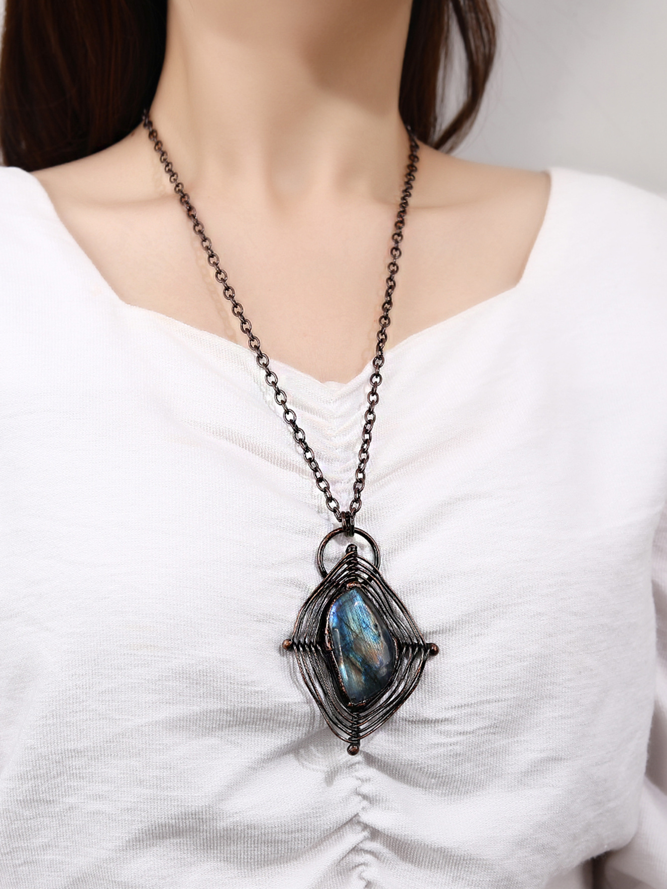 Labradorite Inlay Material Pendant Necklace Classification Ethnic Style Geometric Labradorite Copper Labradorite Cable Chain Pendant Necklace In Bulk