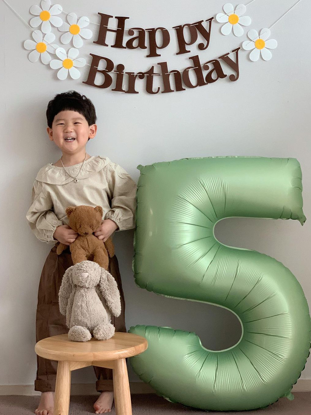 Large Olive Green Number Foil Balloon For Children Birthday Party_voghion.com