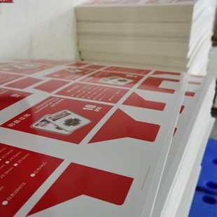 Various Packaging Boxes Teaching Template Cardboard Clothing Lining Paper Stacked Clothes Paper