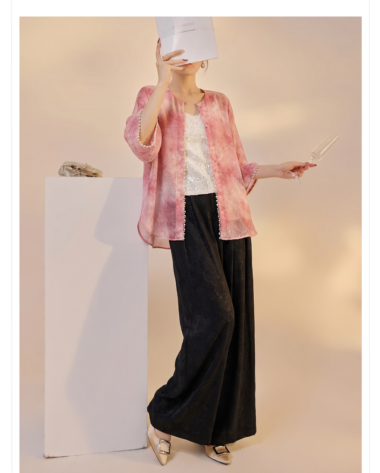 Áo cardigan mùa hè mỏng nhẹ thoáng khí, họa tiết in chống nắng đính cườm, dáng rộng — Xanh da trờicolor, Thái Đường chi tiết 14