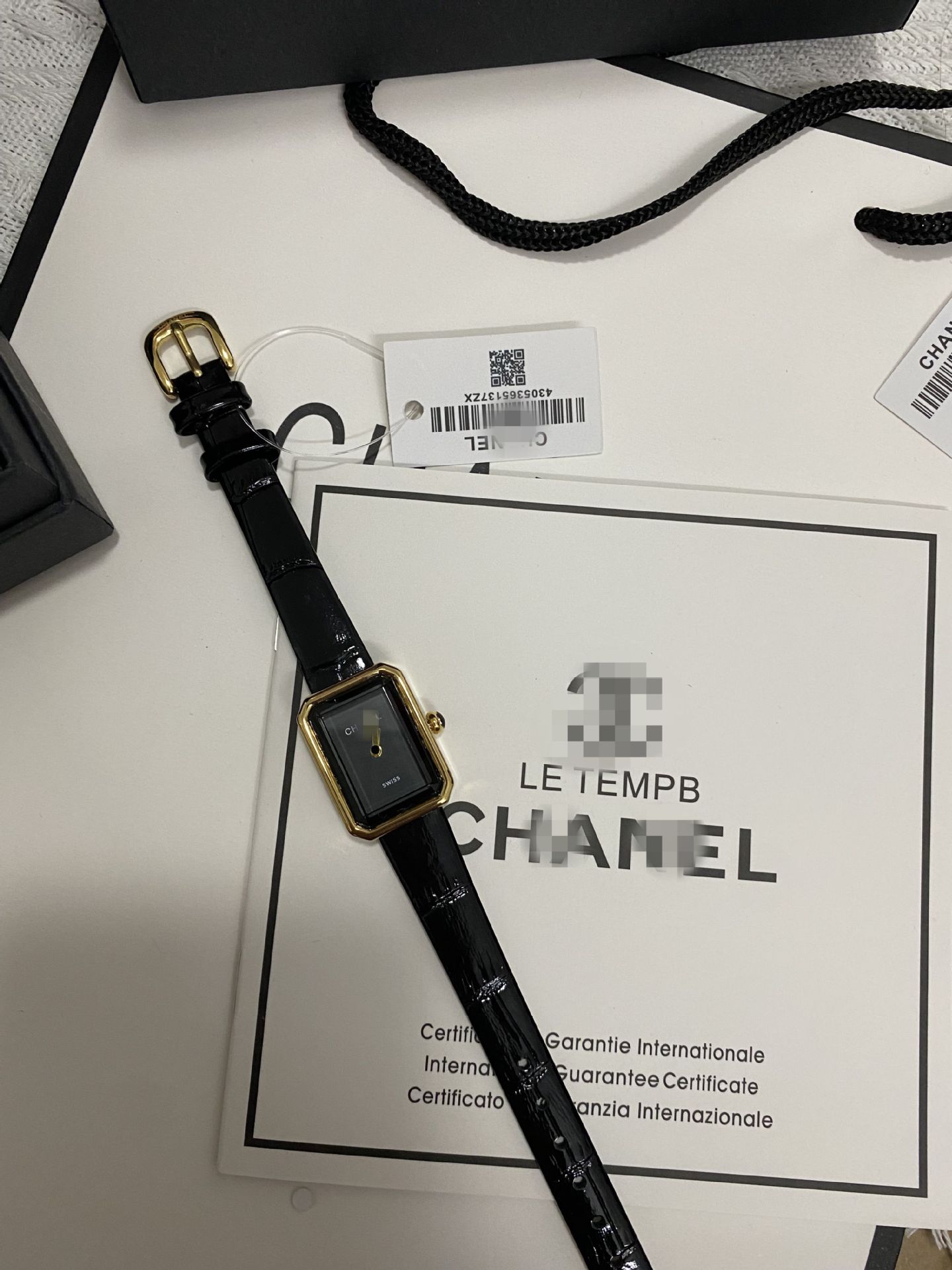 Black gold (cowhide)