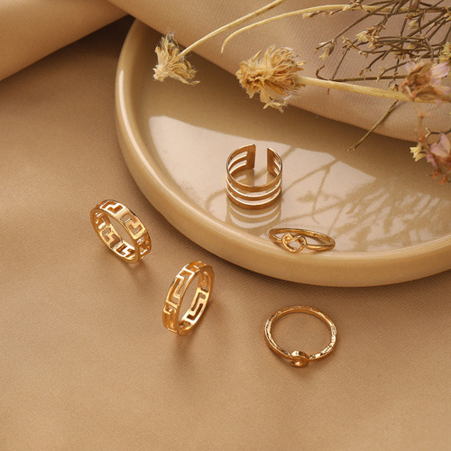 Bestselling Love Heart Ring European and American Engraved Multi-layer Open Finger Ring Crescent Moon Set of 5 Women's Rings