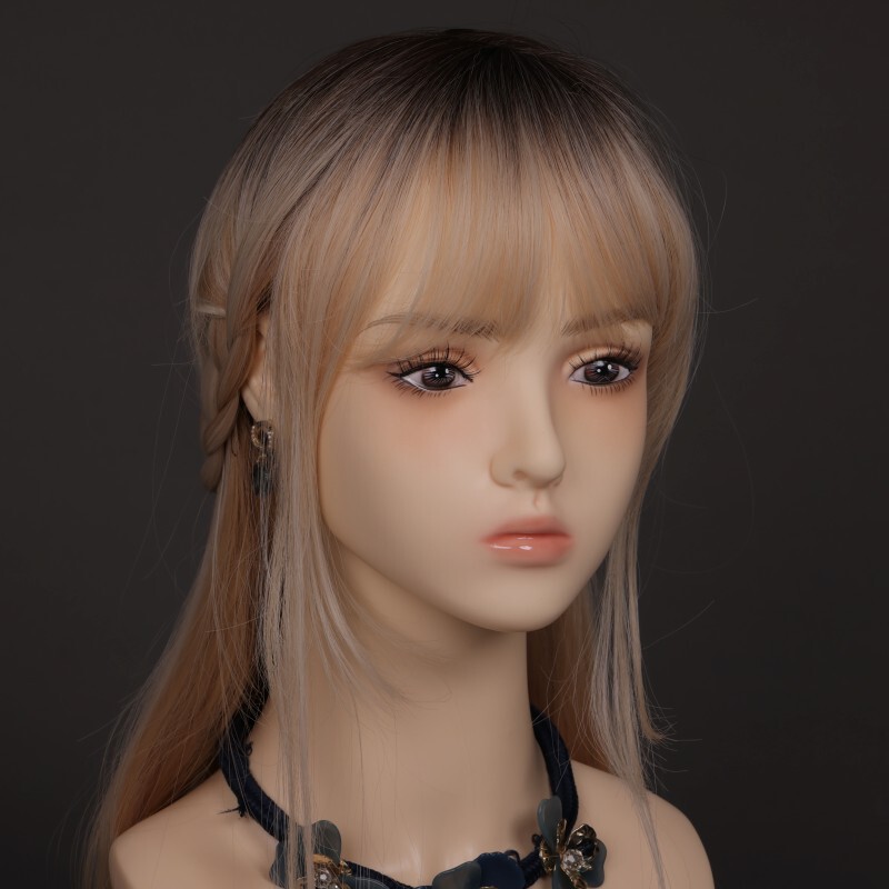 かつらのモデルの頭cos古風の頭のモデルのアニメの偽の人の頭のイヤリングのネックレスのアクセサリーは写真を撮って半身を展示して道具を展示します。|undefined