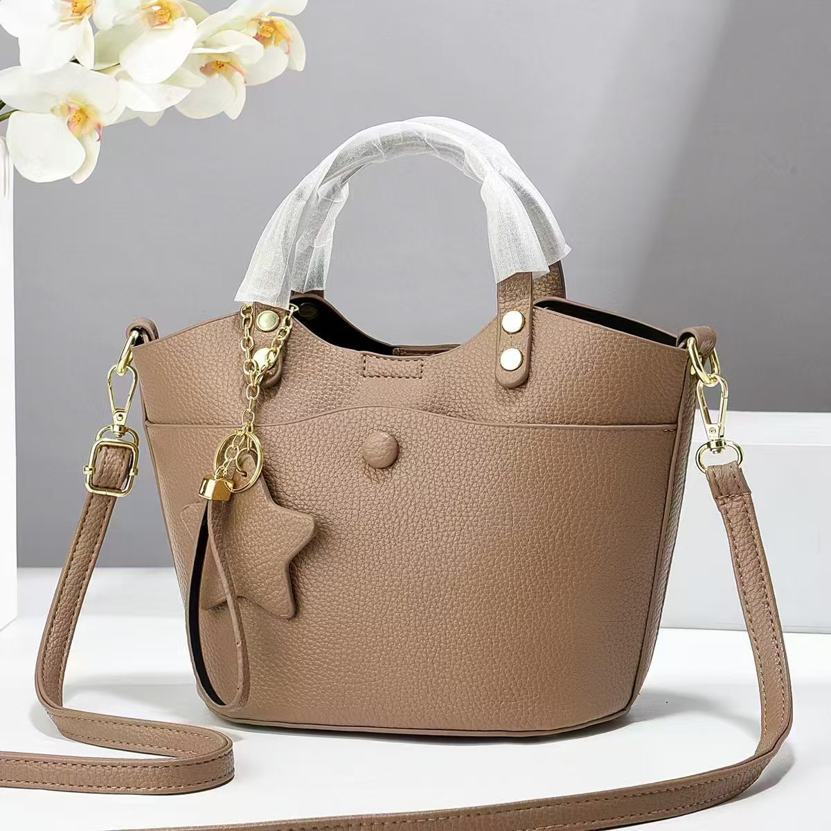 Fabricantes de comercio exterior damas 2025 atmósfera damas mochila de moda bolso de mano nuevo versátil bolso de madre verano hombro único
