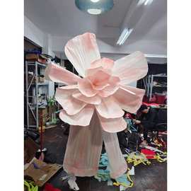 粉色渐变巨型纸花手工褶皱美塑花婚庆道具婚礼婚房布景橱窗装饰