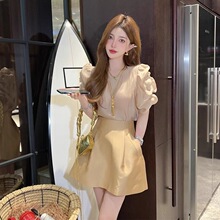 ���|Ů�b�����I�p��С���L����ȹ�Ӄɼ����b�ļ�С���L���bȹ