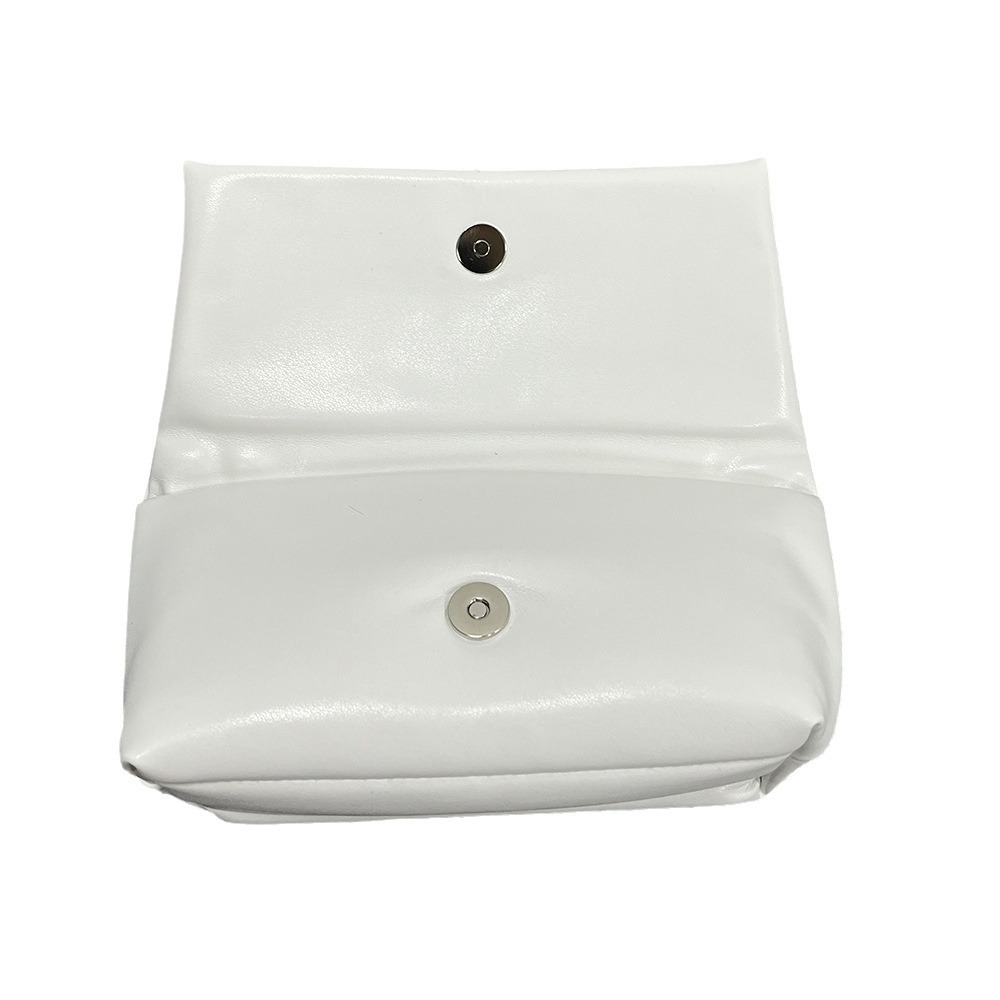 2024 新しい白いメーカー卸売 GM ミラー ボックス サングラス ボックス メガネ ボックス クラウド バッグ