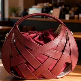 外贸跨境爆款热卖手提编织包包女百搭轻奢小众腋下包百搭手提包