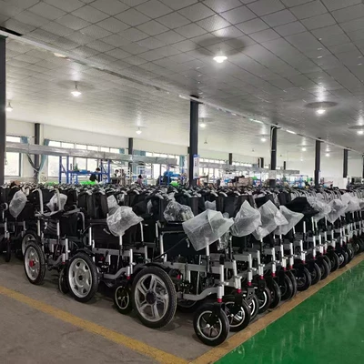Qatlanan elektrik velosipedlər: Fully Automatic Four-Wheel Mobility Scooter