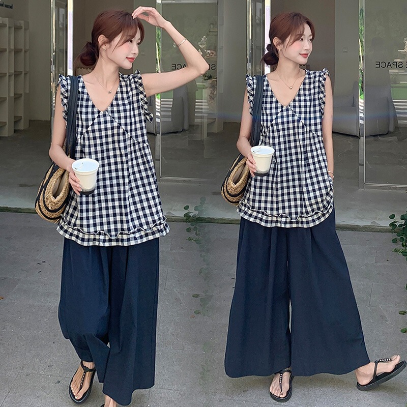 In Stock~New Korean-Style Casual Plaid Sleeveless Lace Top + Drawstring Wide-Leg Pants Maternity Two-Piece Set