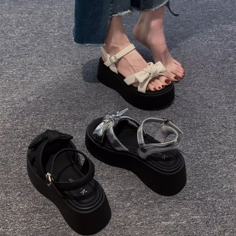 Sandalias de arco francés para mujeres 2026 nuevo verano super caliente para usar alto versátil de verano sandalias de playa gruesas