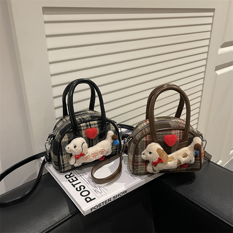 Caricatura lindo peluche cachorro bebé bolso mini pequeño bolso de hombro para niños y niñas nuevo bolso de niños a cuadrícula