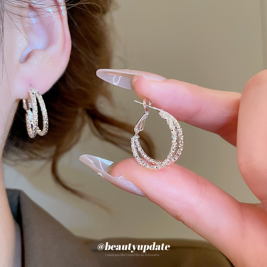Silver Needle Pleated Double-Layer Round Pendant Earrings, Fashionable, Simple, Cool Style, Elegant Earrings, Niche Design Earrings