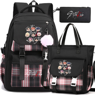 ��stray kids�M����߅ͬ��p����W�������a�����P����������Ů