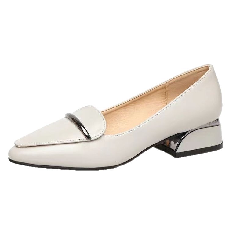 Tendencia de zapatos de cuero superficial zapatos de tacones de mujer 2026 nuevos zapatos de cuero suave de verano zapatos de cuero de punta zapatos de mamá