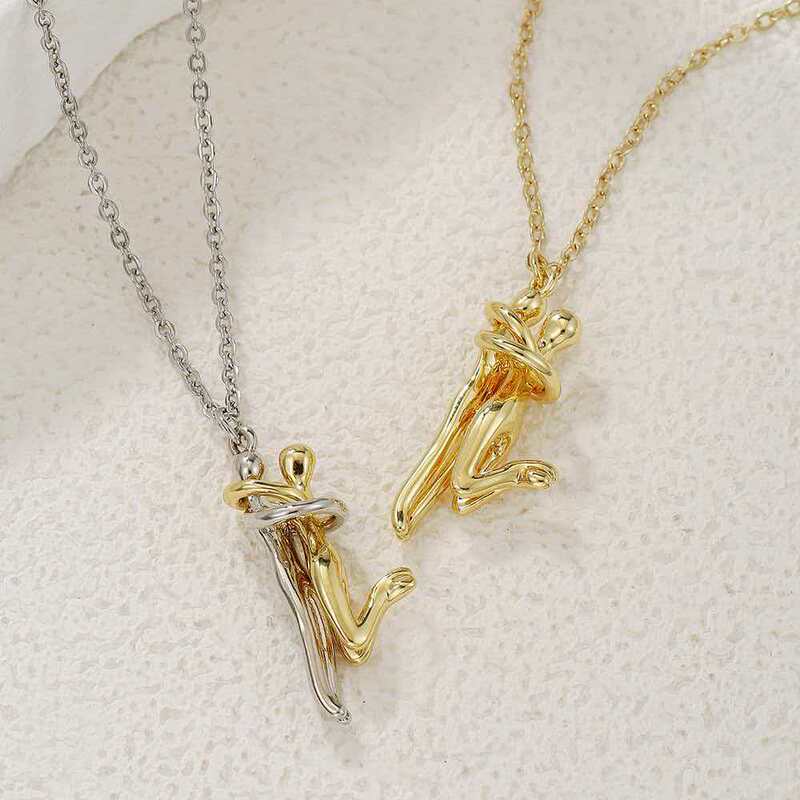 European and American Cross-Border New Couple's Hug Necklace Pendant, Stylish and Versatile Creative Jewelry, Wholesale from Manufacturer