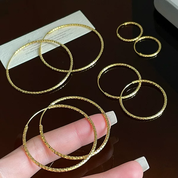 S925 Sterling Silver Cnc Crushed Ice Pattern Super Shiny Large Hoop Earrings, Light Luxury, Exquisite, High-End, Elegant, Simple Earrings