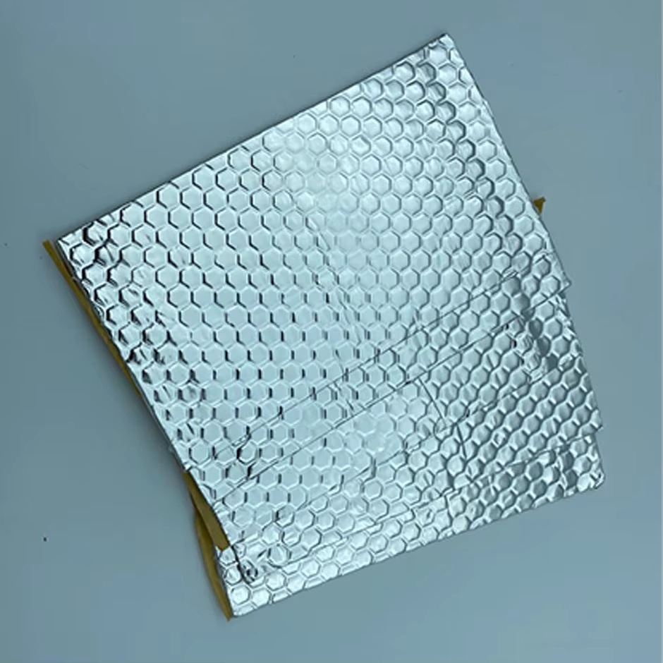 Car Shock-Absorbing Pad Butyl Rubber Self-Adhesive Soundproofing Insulation Cotton Shock Absorption and Noise Reduction Black/Silver