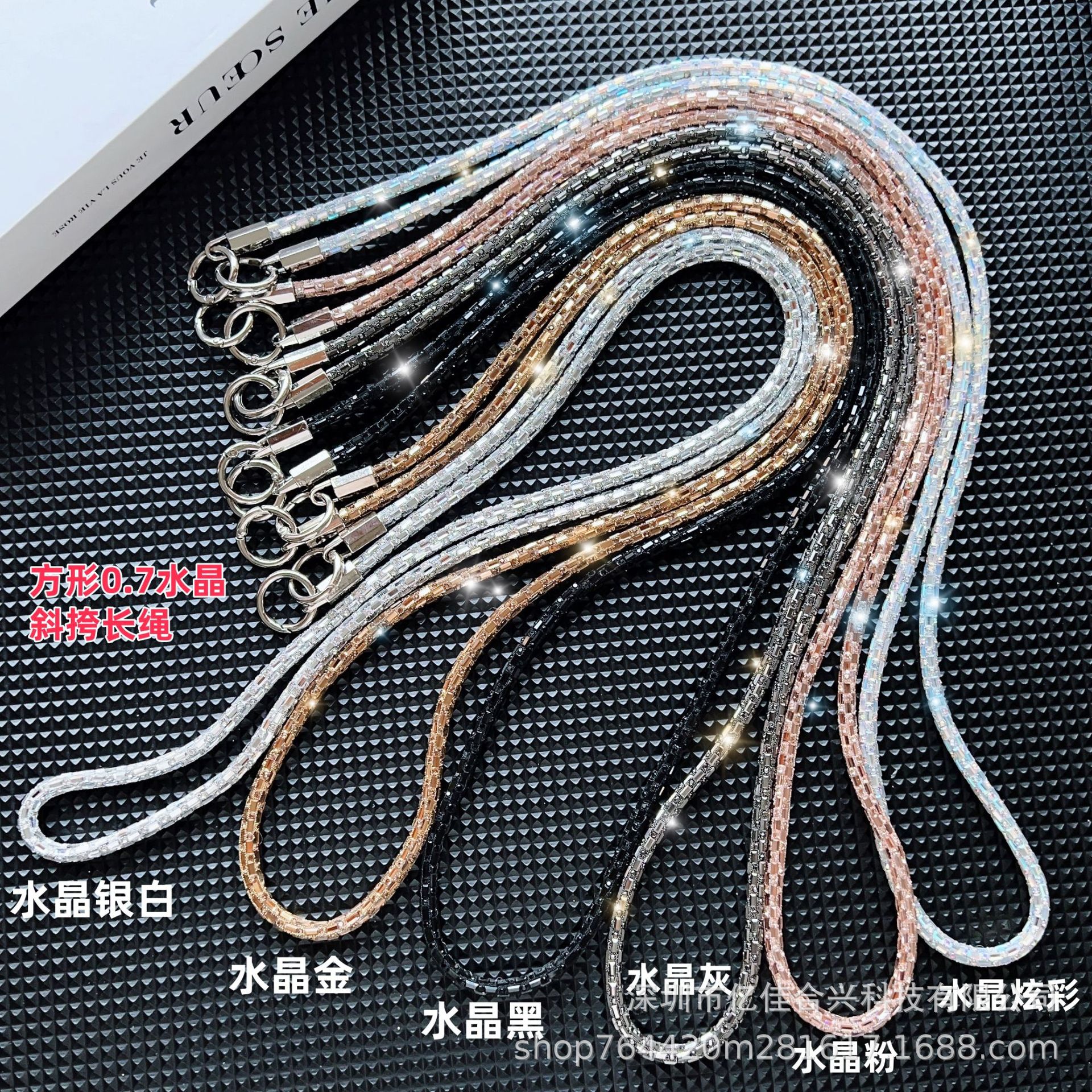 El cristal cuadrado se puede colgar en la parte posterior del cordón del teléfono móvil, la cadena de mensajero del teléfono móvil de moda para mujer, la cadena roja de la red anti-pérdida