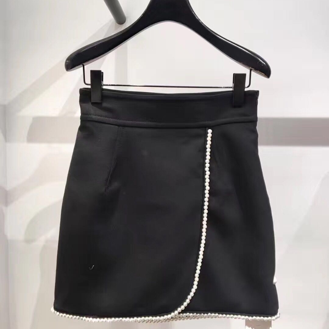 法单S家 19秋冬女款手工钉珠珍珠边半身裙包裙 93175 亏本清货