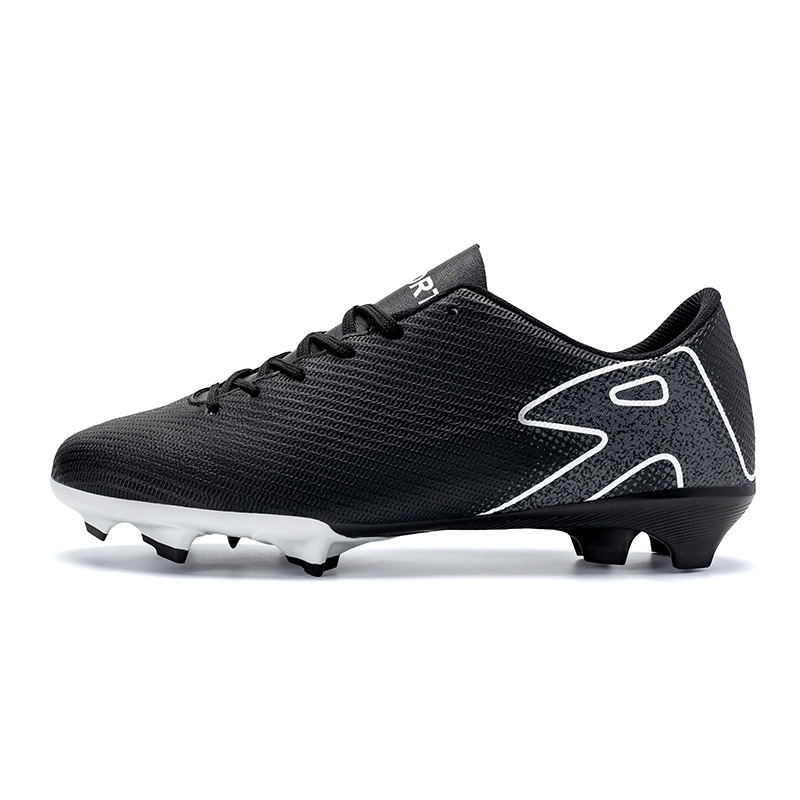 Professional Soccer Shoes For Men And Women, High Performance_voghion.com