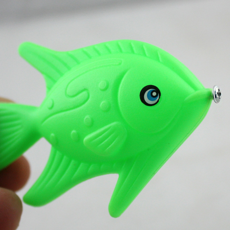 Amazon transfronterizo suministro de juguetes de pesca de los niños de pesca magnética juguetes botella de soplado de pescado a granel fábrica de suministro al por mayor