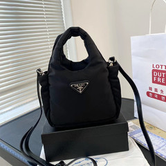 P家の高品質バケツバッグ. 新品コットンバッグ秋冬ナイロンmini斜め掛けバケツバッグ手提げワンショルダーレディース