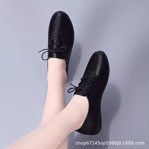 Soft-sole women's single-layer shoes in spring and autumn New style small white shoes lacing work shoes non-slip flat small leather shoes for women's mother's shoes